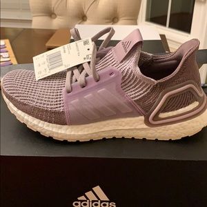 *new* Adidas ultraboost 19 sneakers